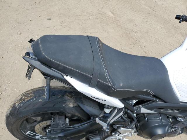 2017 YAMAHA FZ09 JYARN53E6HA001510