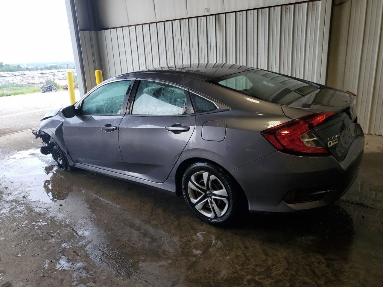 2HGFC2F52JH537306 2018 Honda Civic Lx