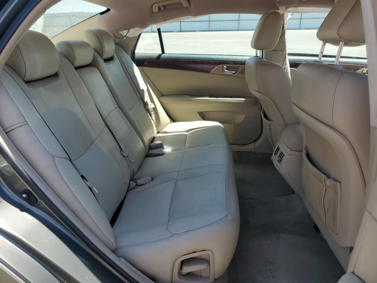 4T1BK3DB7BU431555 2011 Toyota Avalon Base