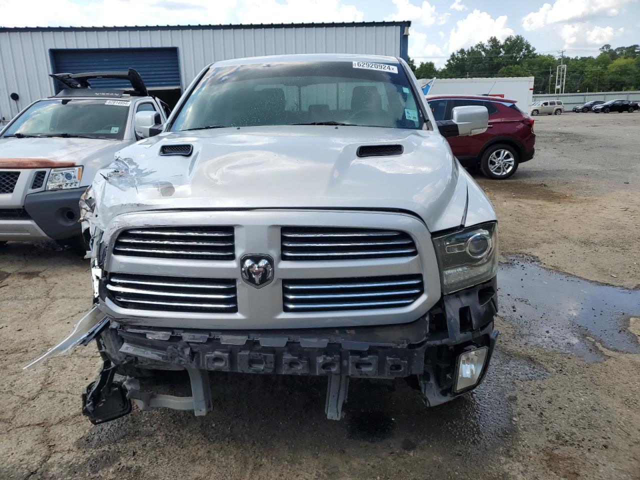 2016 Ram 1500 Sport vin: 1C6RR6MT9GS374195