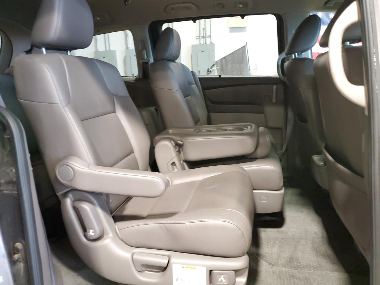 5FNRL5H6XBB056374 2011 Honda Odyssey Exl