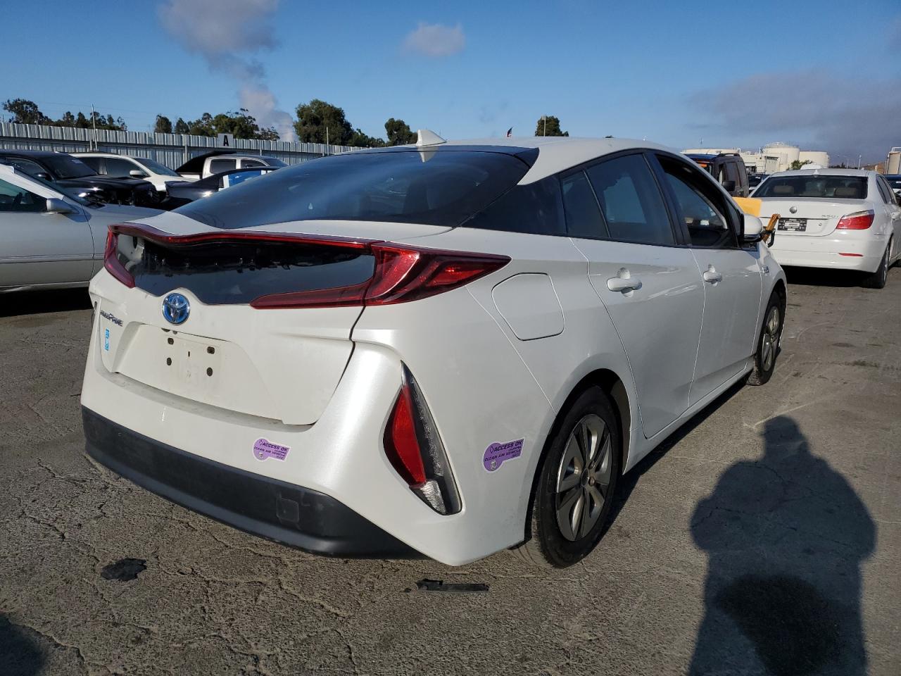 JTDKARFP4H3064986 2017 Toyota Prius Prime