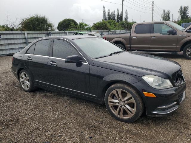 VIN WDDGF4HB7DA759776 2013 Mercedes-Benz C-Class, 250 no.4