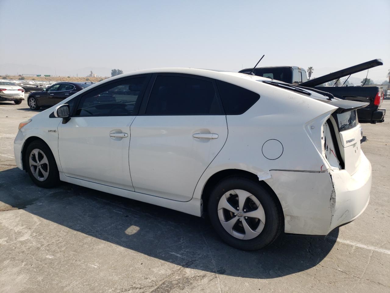 JTDKN3DU6E1750125 2014 Toyota Prius