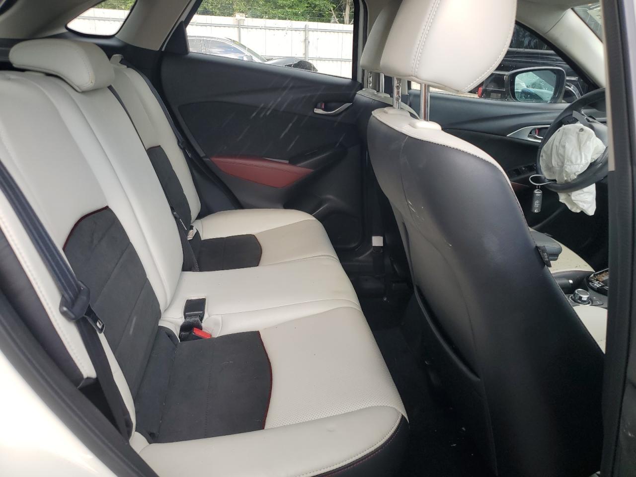 JM1DKDD78H0174615 2017 Mazda Cx-3 Grand Touring