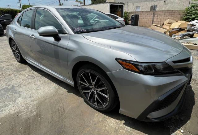 2021 Toyota Camry, SE