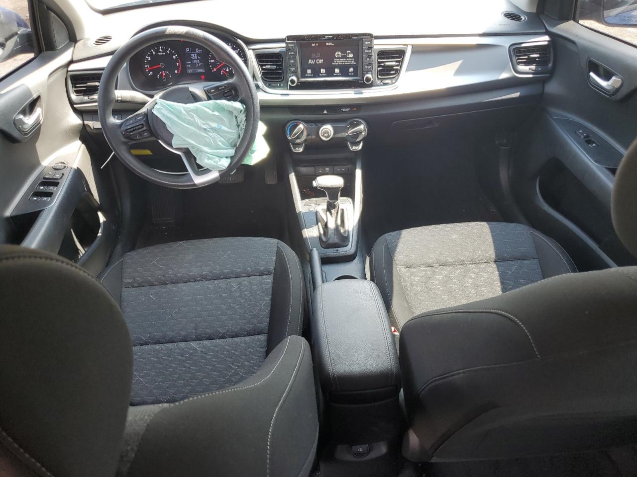 3KPA24AD2LE349311 2020 Kia Rio Lx