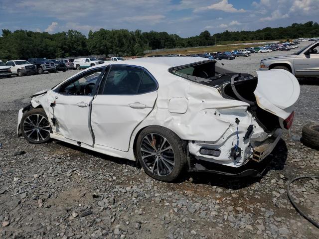 VIN 4T1B11HK4JU035082 2018 Toyota Camry, L no.2