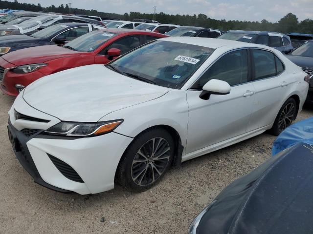 VIN 4T1B11HK2JU054780 2018 Toyota Camry, L no.1