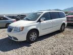 CHRYSLER TOWN & COU photo