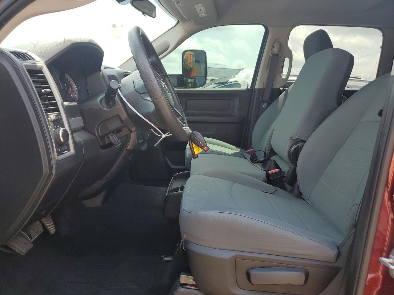 3C6UR5CLXJG313717 2018 Ram 2500 St