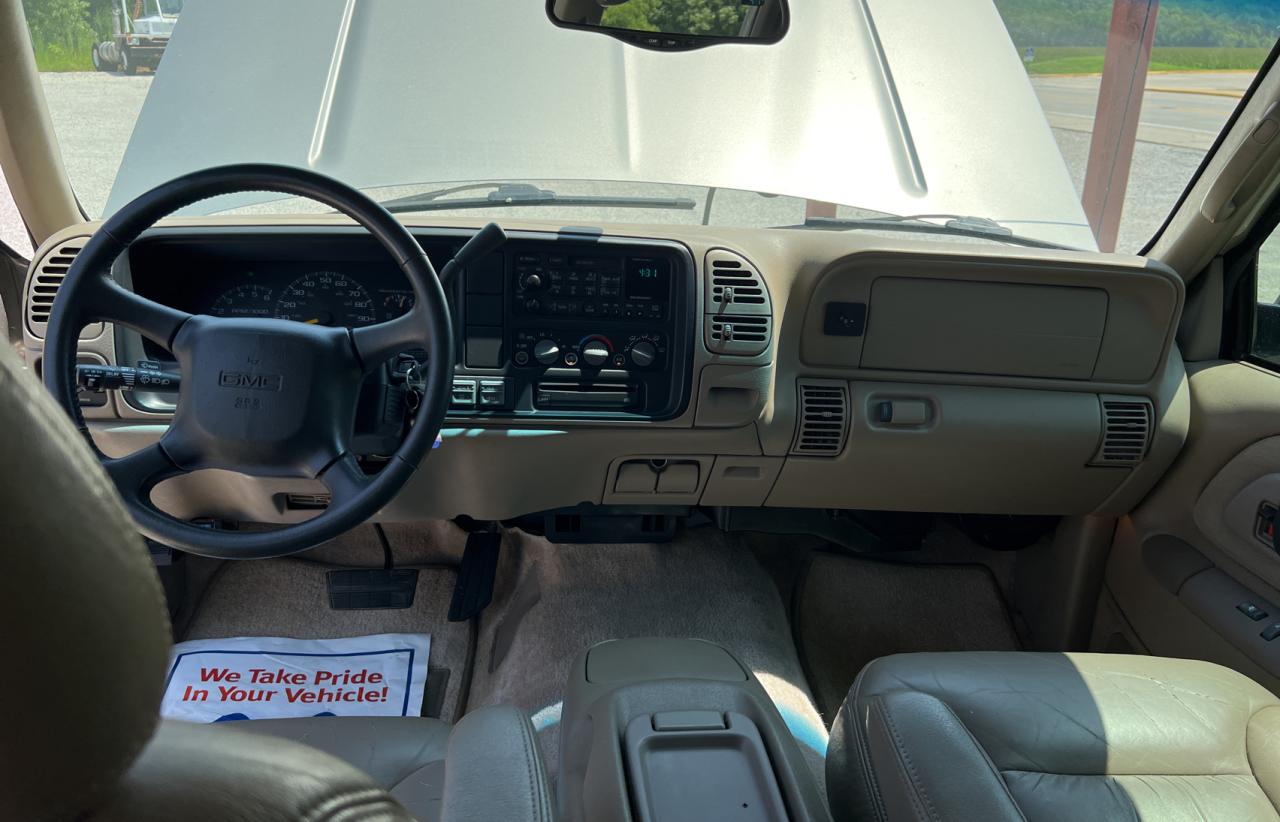 3GKGK26J4XG528073 1999 GMC Suburban K2500