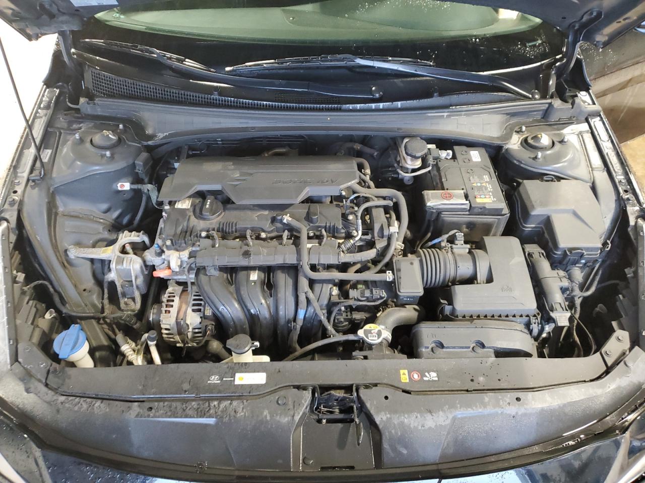 KMHLM4AGXNU215059 2022 Hyundai Elantra Sel