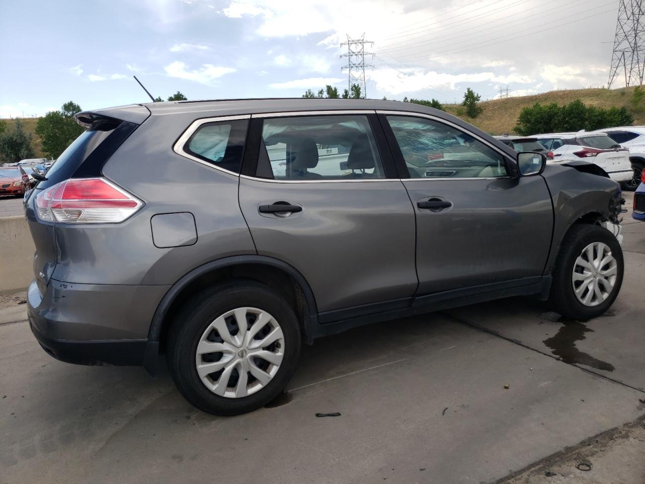 Lot #2977264209 2016 NISSAN ROGUE S