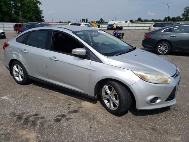 Vin: 1fadp3f2xel215940, lot: 62741864, ford focus se 20144