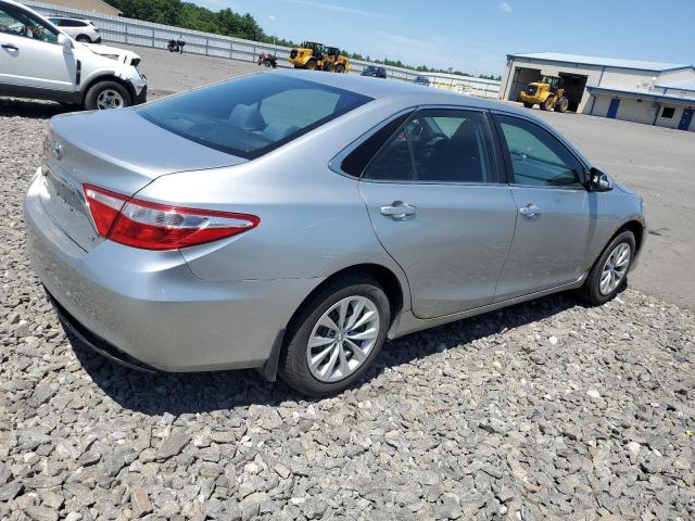 VIN 4T1BF1FK7FU983214 2015 Toyota Camry, LE no.3