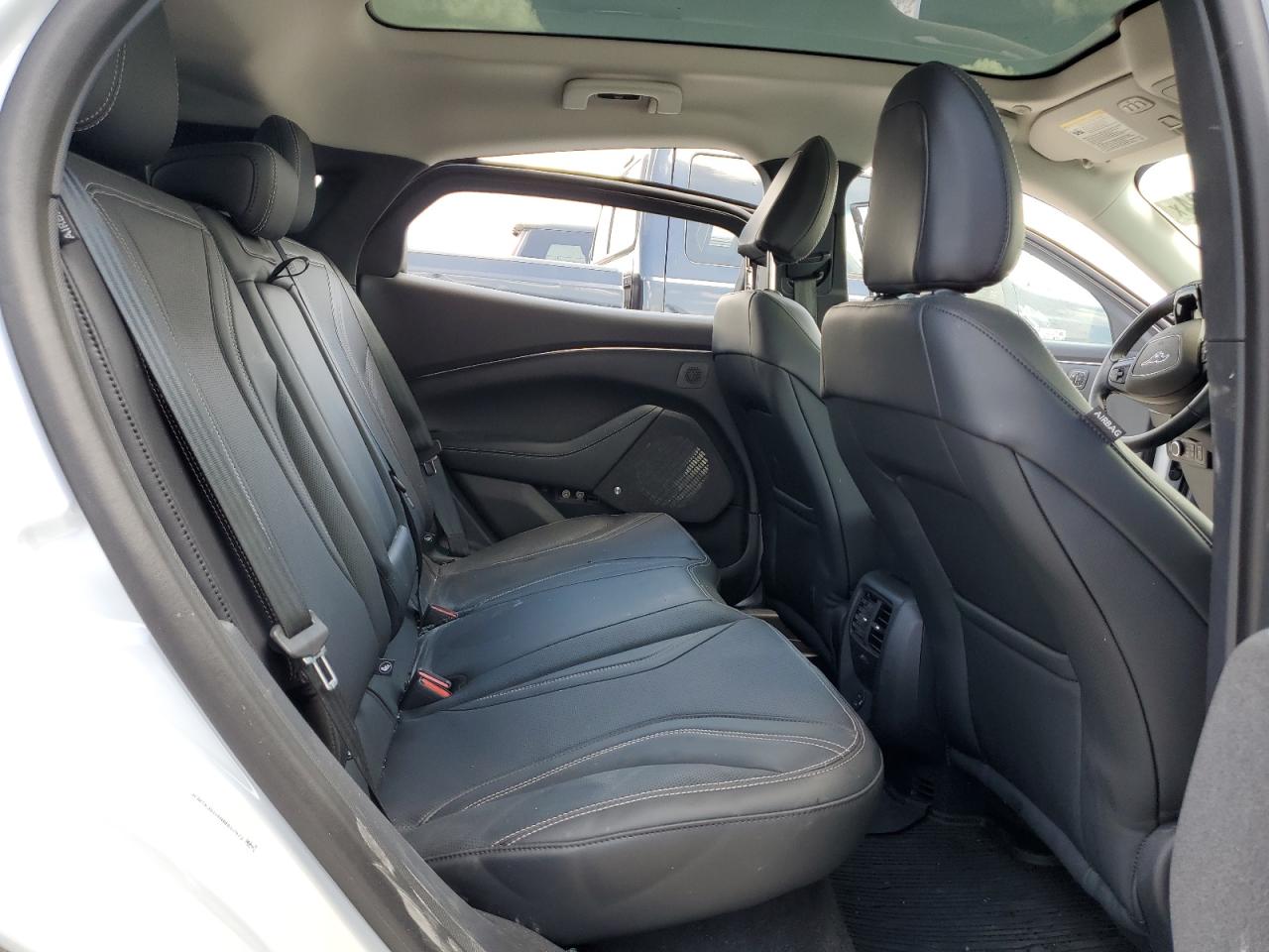 3FMTK3SU4NMA57973 2022 Ford Mustang Mach-E Premium