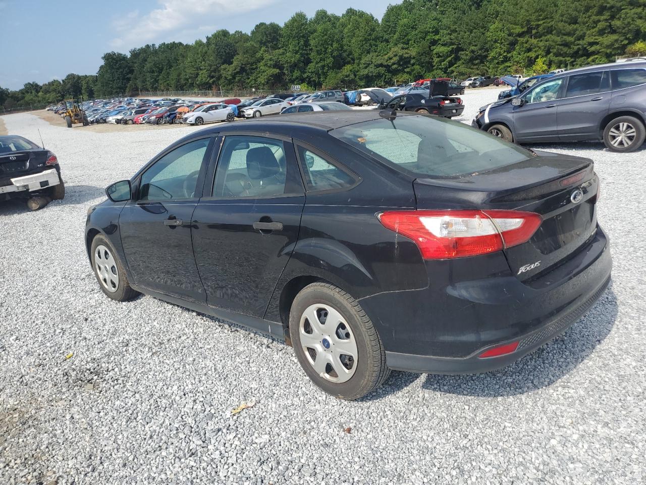 2013 Ford Focus S vin: 1FADP3E24DL135937