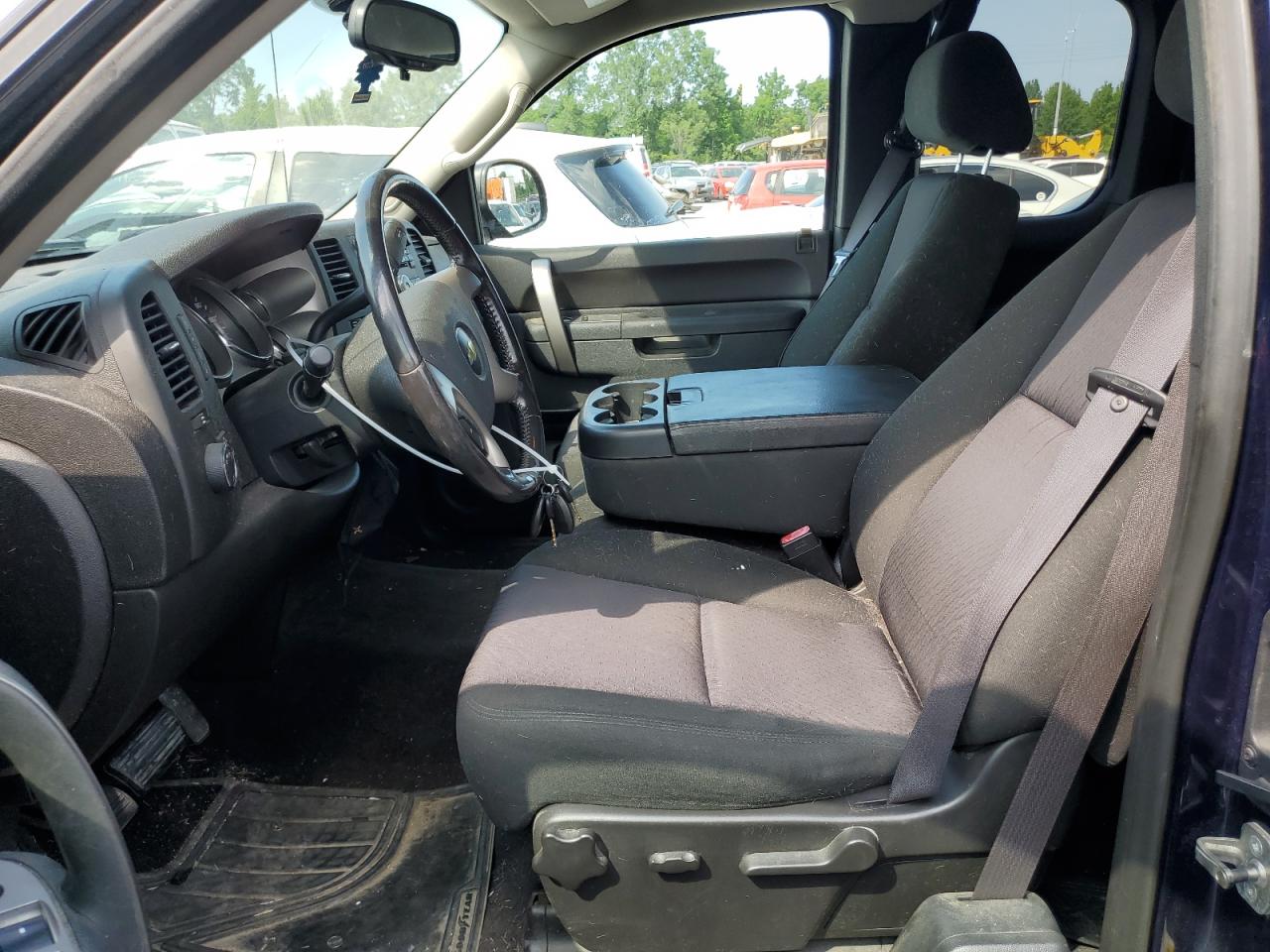 1GCRKSE32BZ413052 2011 Chevrolet Silverado K1500 Lt