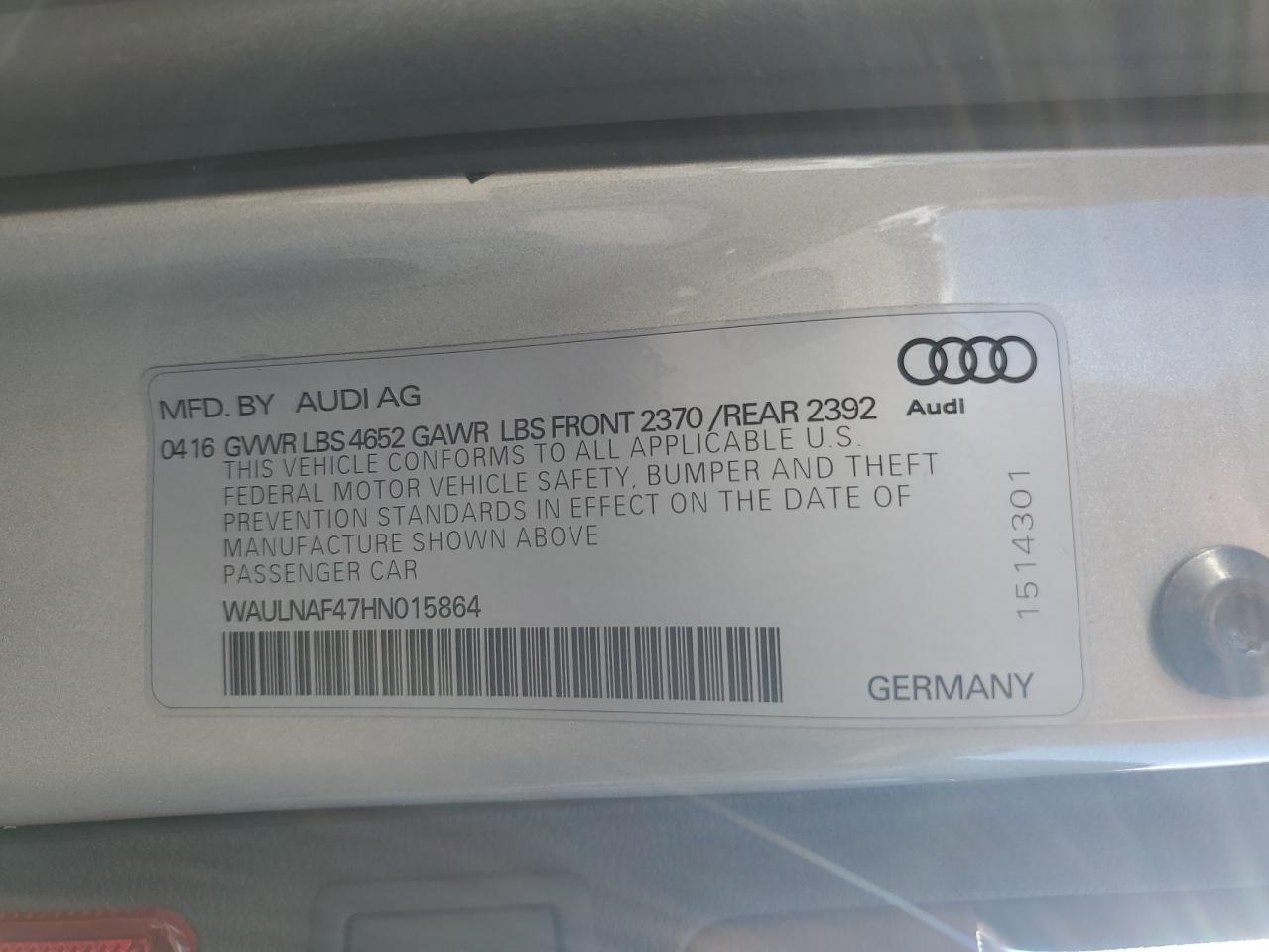 WAULNAF47HN015864 2017 Audi A4 Premium Plus