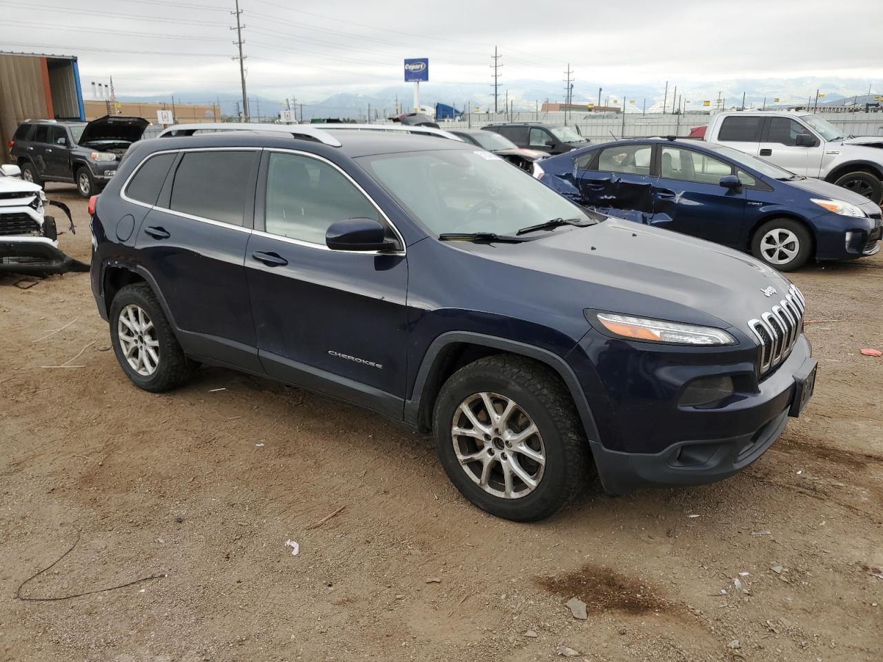 2016 Jeep Cherokee Latitude vin: 1C4PJMCS7GW262167