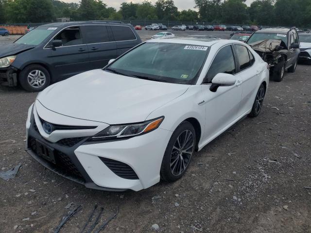 VIN 4T1B21HK3KU519128 2019 Toyota Camry, Hybrid no.1