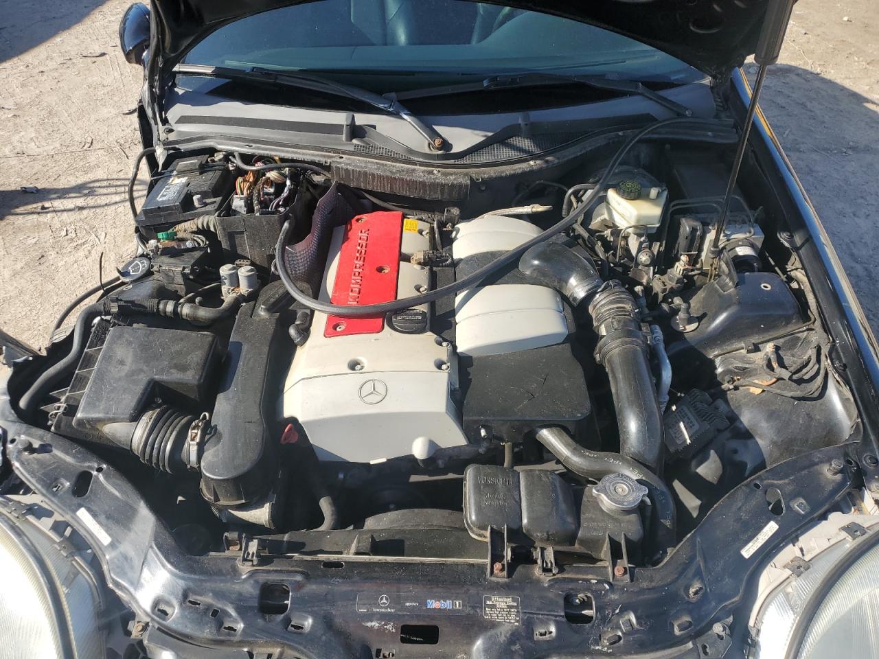 WDBKK49FX2F267453 2002 Mercedes-Benz Slk 230 Kompressor