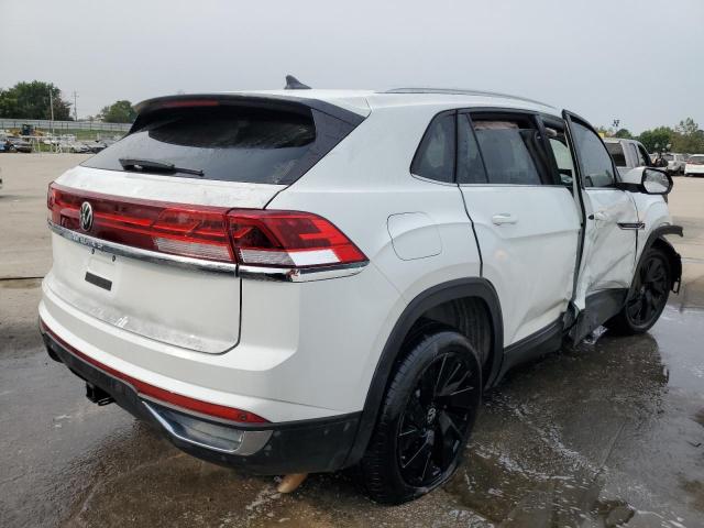 2024 VOLKSWAGEN ATLAS CROS - 1V2JE2CA2RC243602