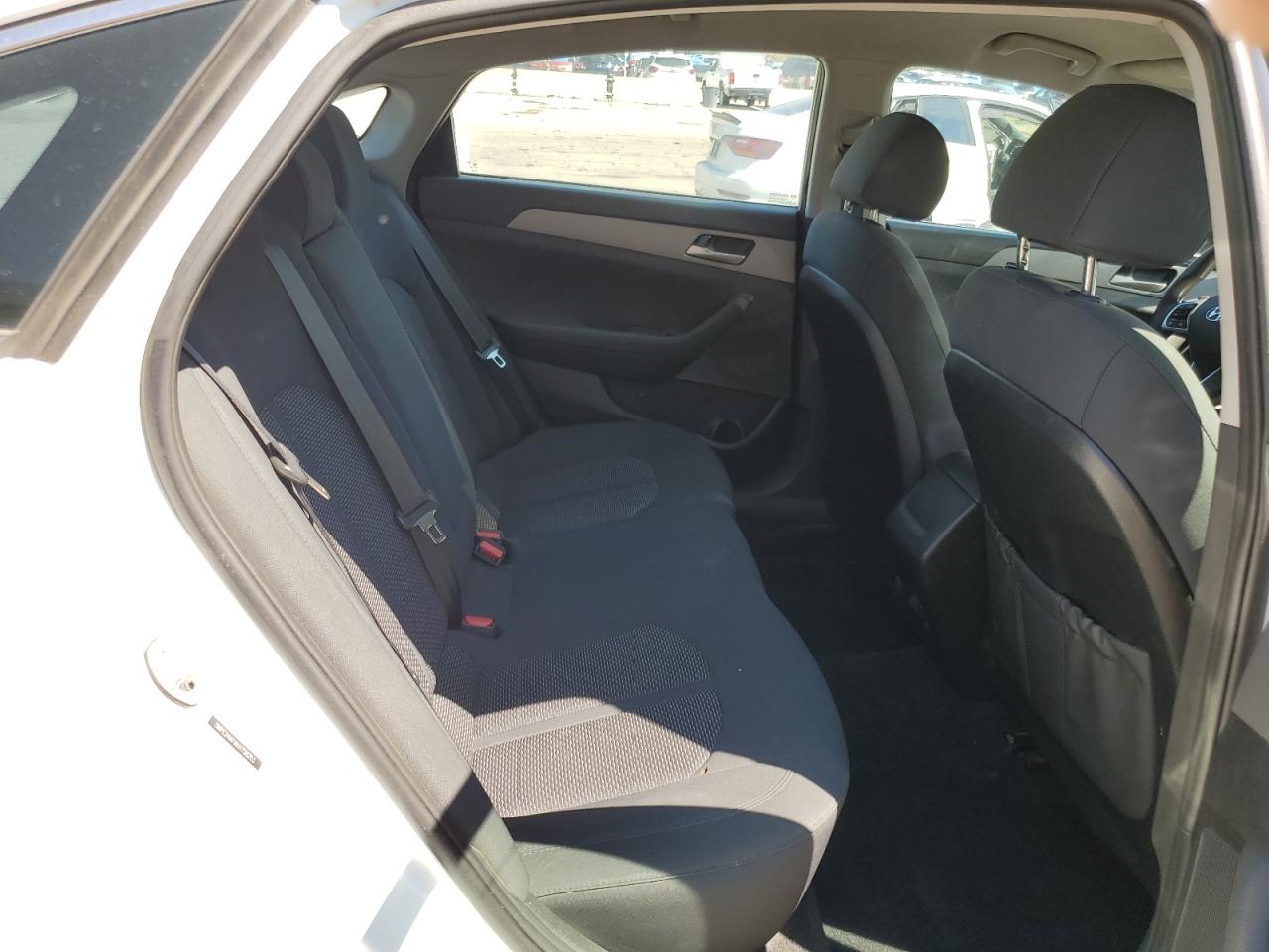 5NPE24AFXKH758203 2019 Hyundai Sonata Se