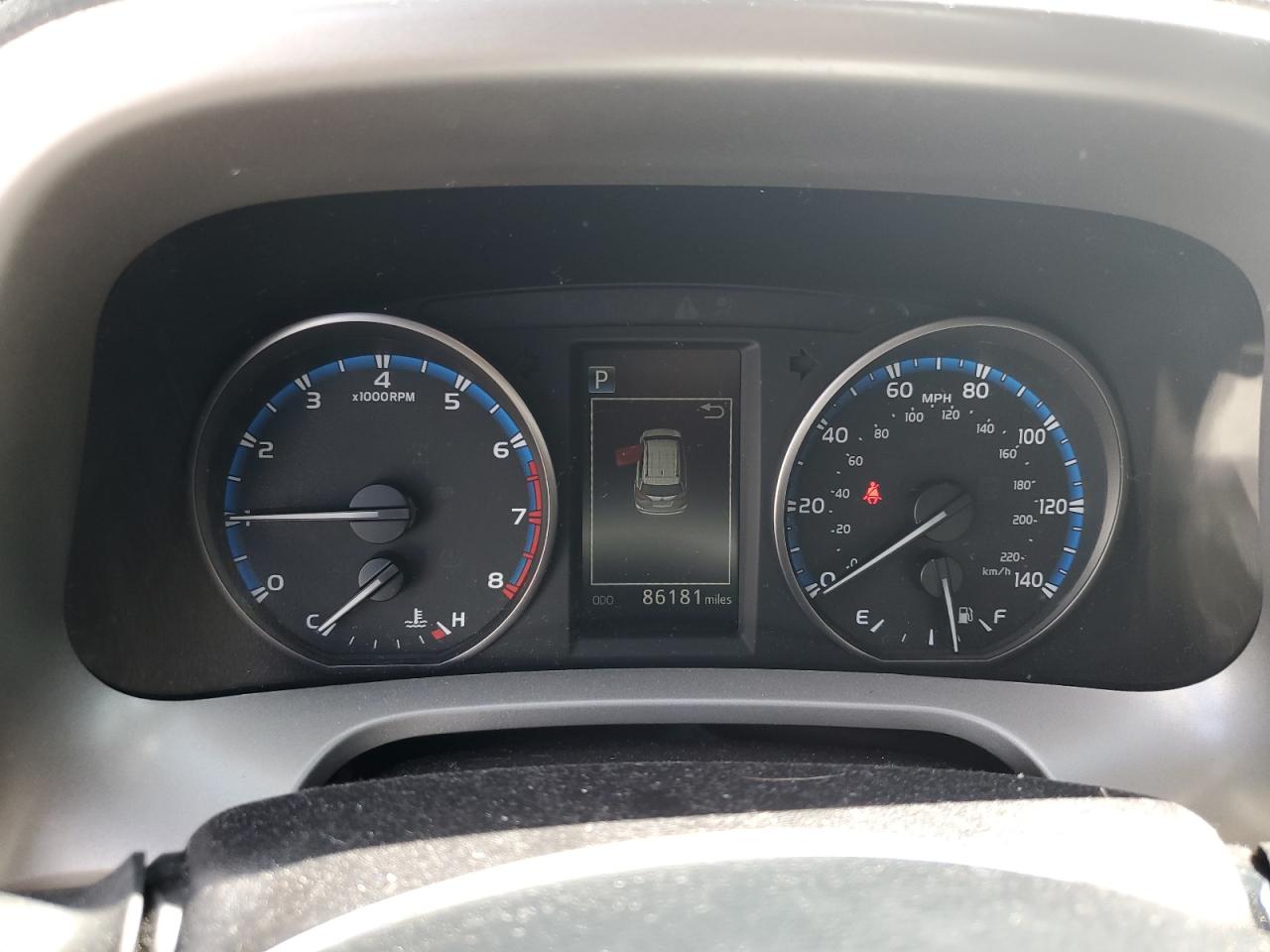 2T3RFREV0HW589444 2017 Toyota Rav4 Xle