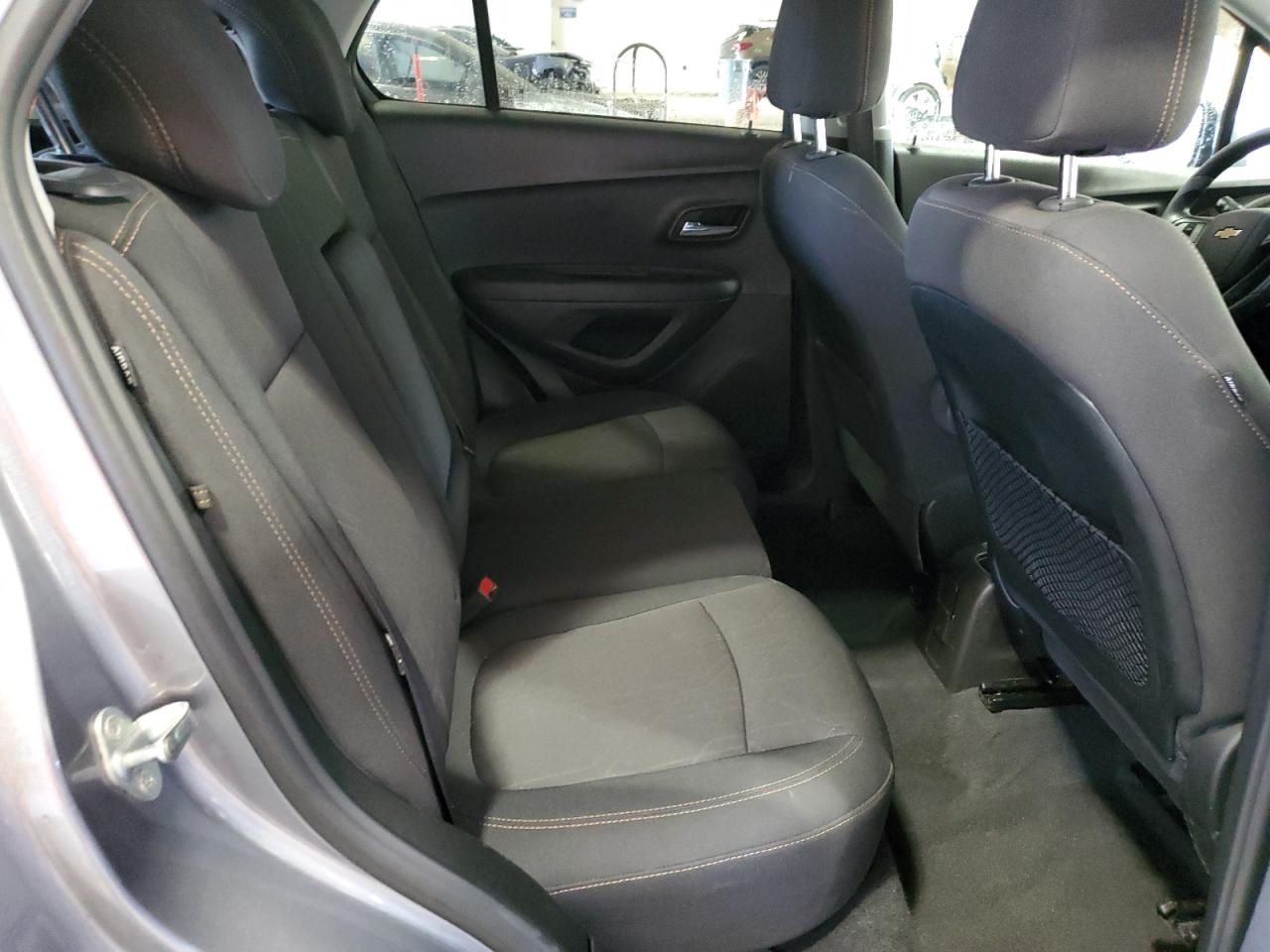 3GNCJLSB7LL330288 2020 Chevrolet Trax 1Lt