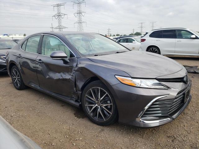 2021 TOYOTA CAMRY XLE - 4T1F11BK2MU038397