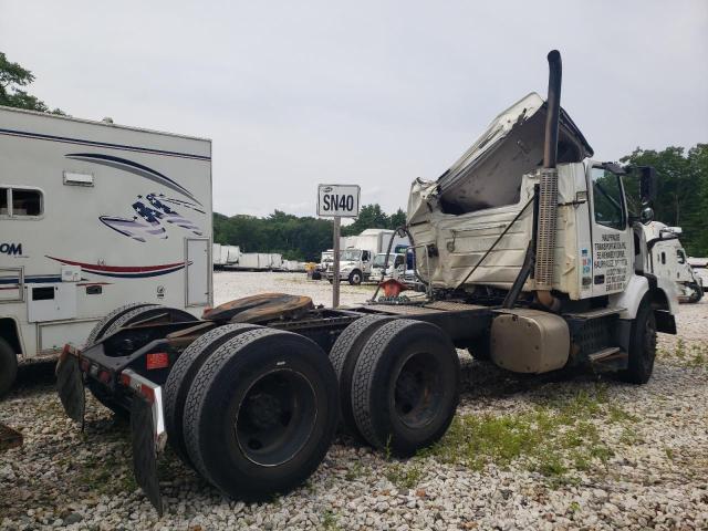 2017 VOLVO VN VNM 4V4MC9DG8HN977653