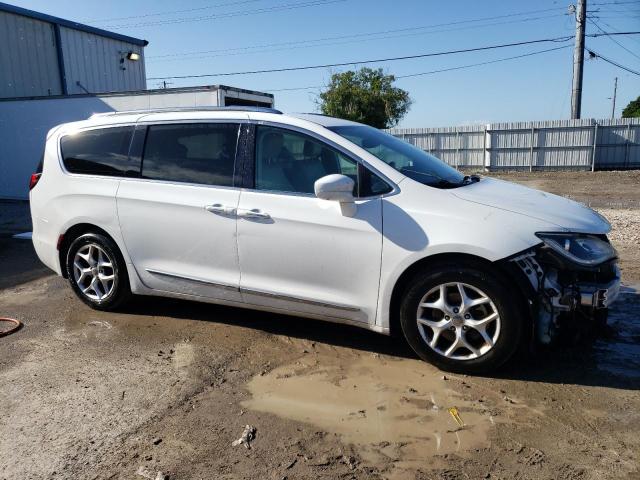 2018 Chrysler Pacifica Touring L VIN: 2C4RC1BG7JR270588 Lot: 61073004