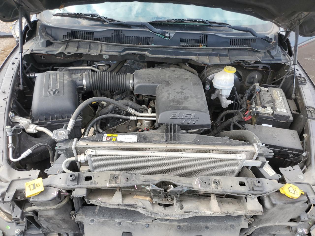 3C6JR6AGXKG504098 2019 Ram 1500 Classic Tradesman