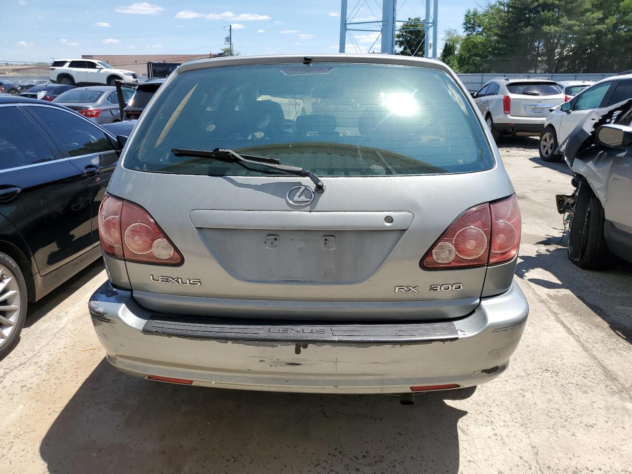 JT6GF10U5Y0064303 2000 Lexus Rx 300