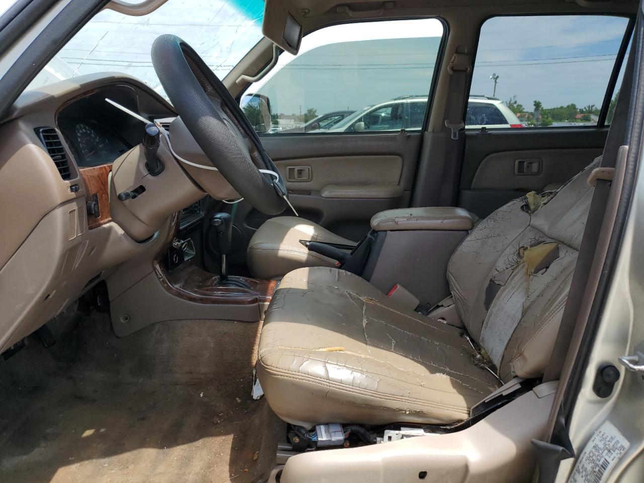 JT3GN87R8Y0143135 2000 Toyota 4Runner Limited