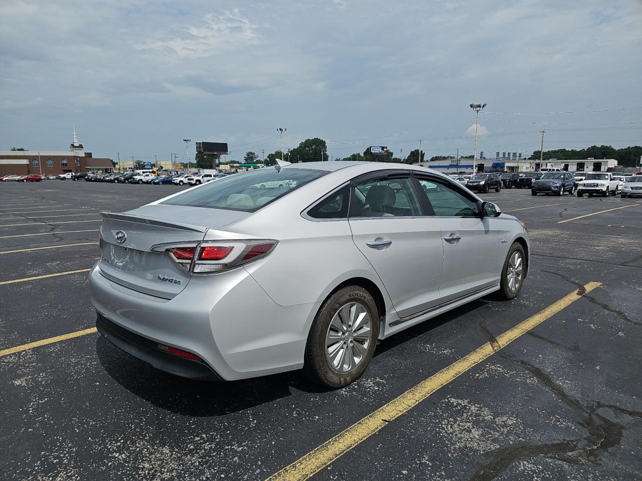 2016 Hyundai Sonata Hybrid vin: KMHE24L18GA020444