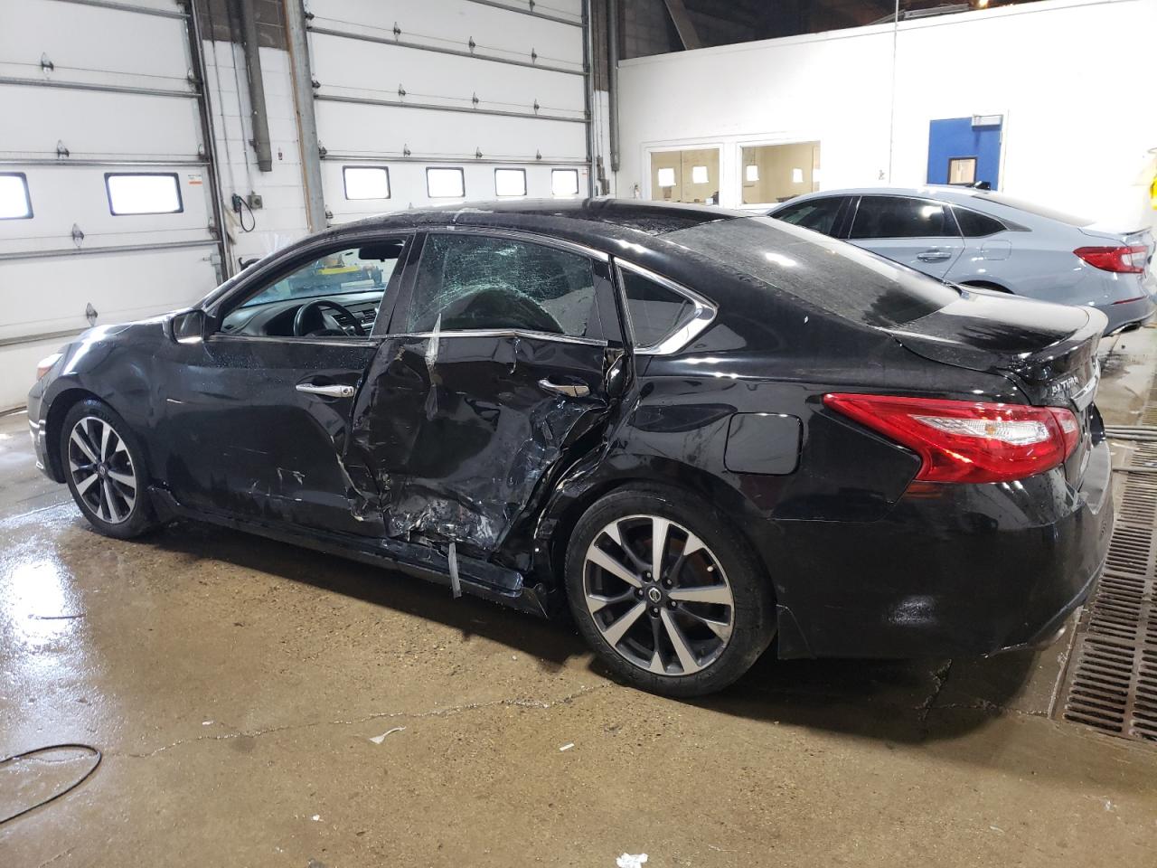 2016 Nissan Altima 2.5 vin: 1N4AL3AP5GC168319