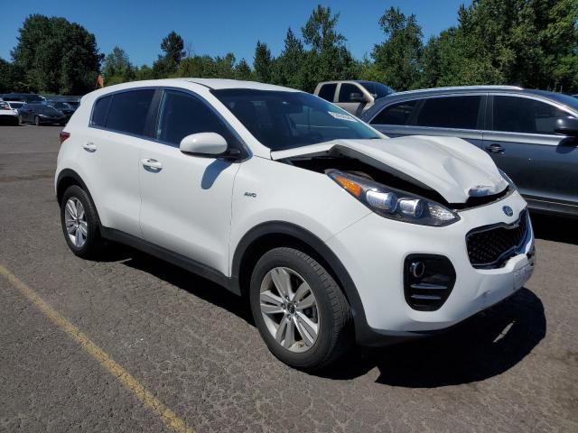 VIN KNDPMCAC6J7444893 2018 KIA Sportage, LX no.4