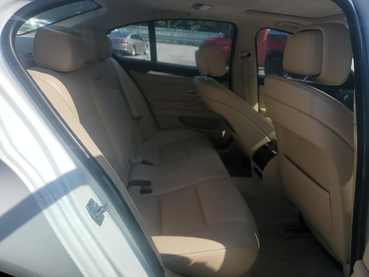 WBAXH5C57DD115282 2013 BMW 528 Xi