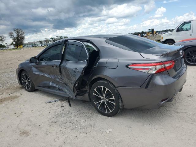 VIN 4T1B11HK6JU577056 2018 Toyota Camry, L no.2