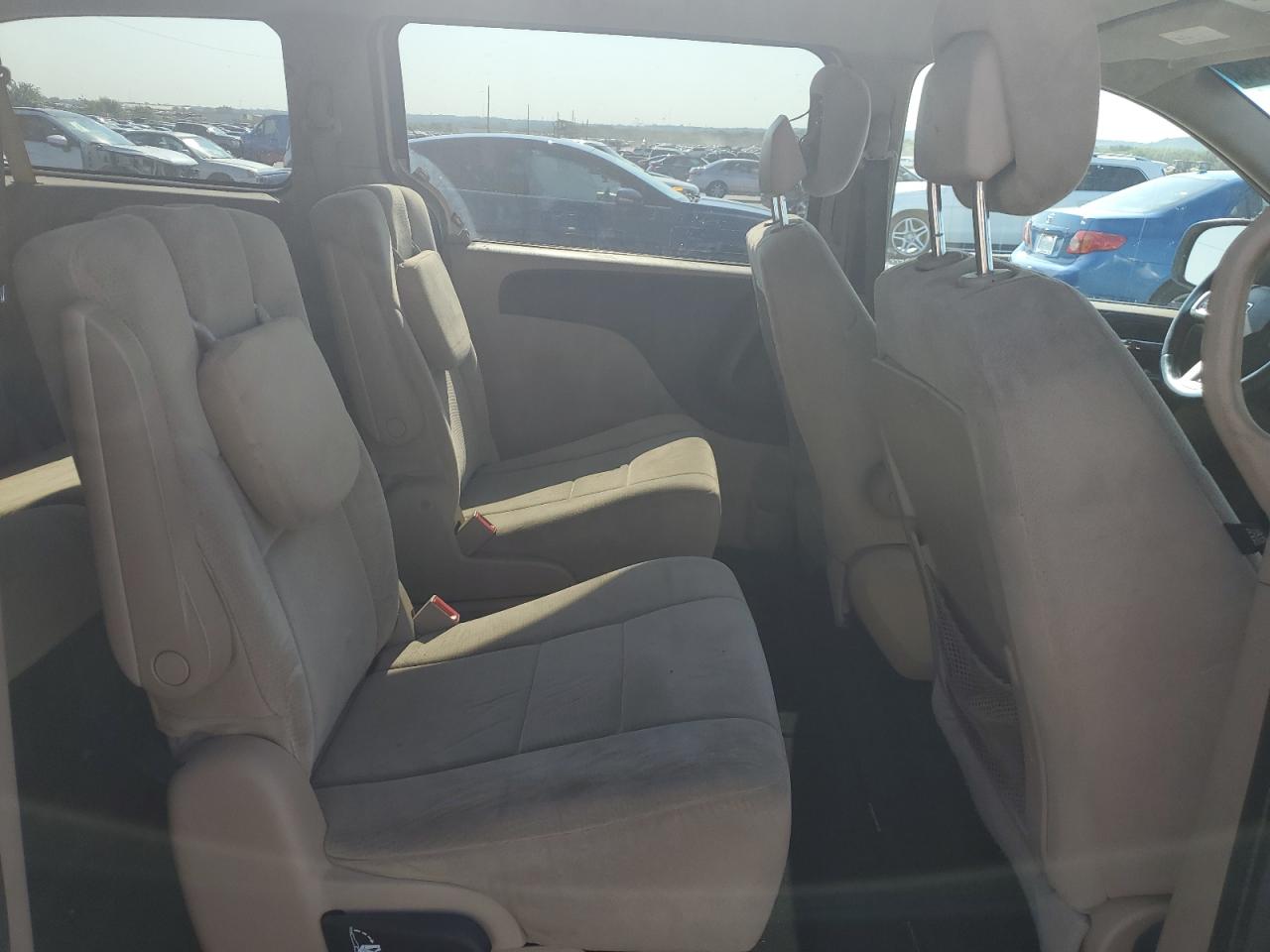 2C4RDGBG6ER146852 2014 Dodge Grand Caravan Se