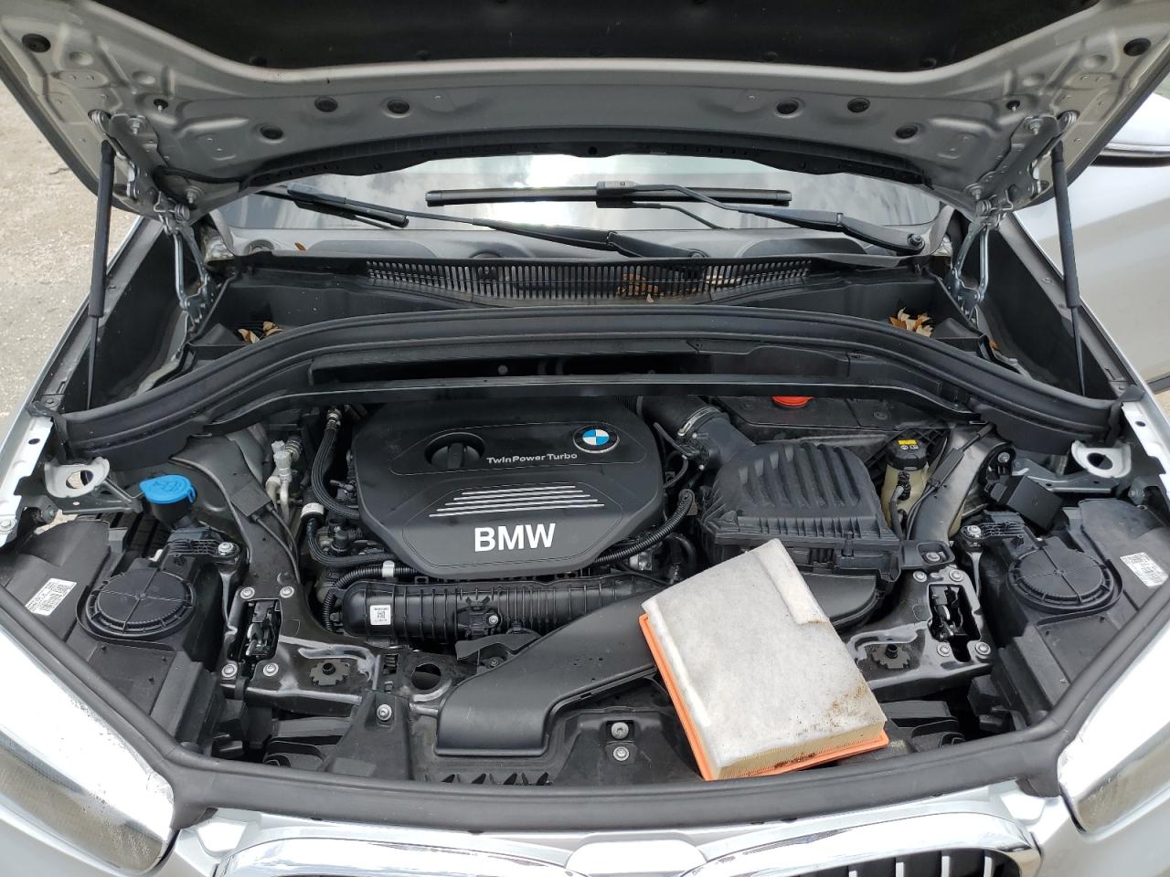 WBXHU7C33J3F04683 2018 BMW X1 Sdrive28I