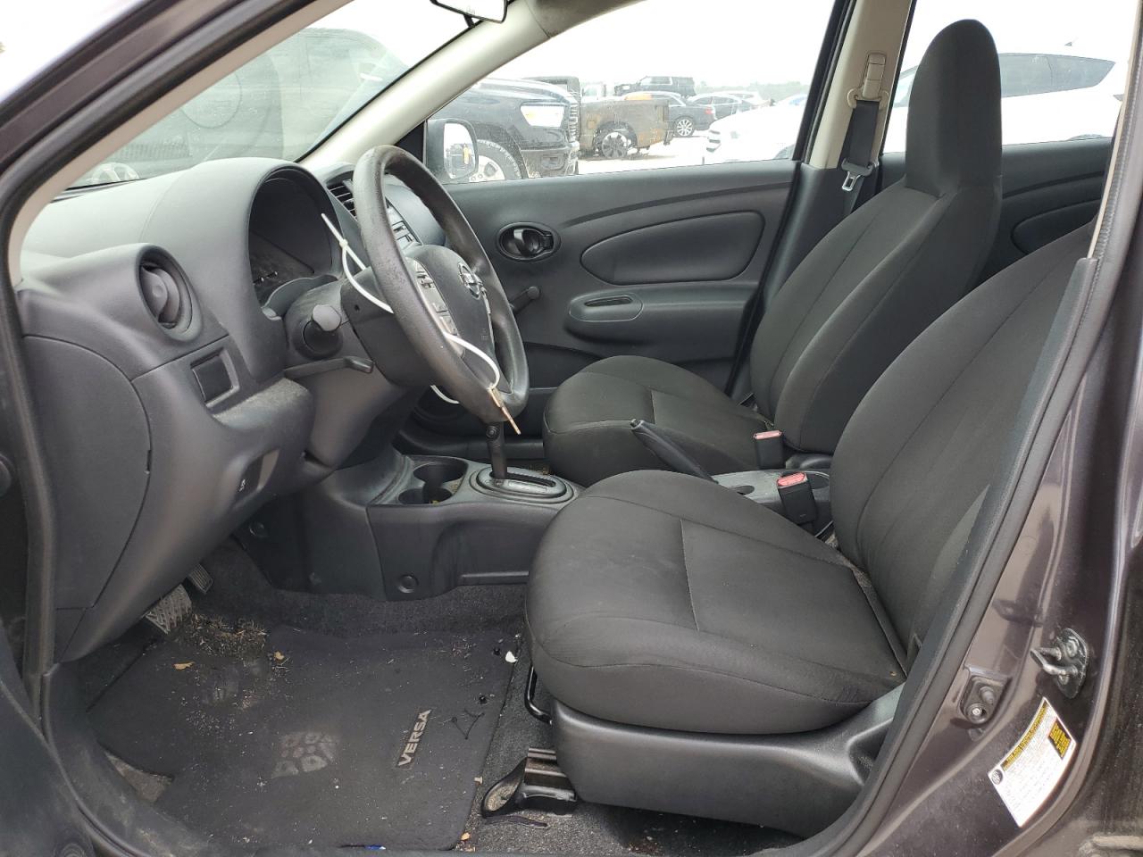 Lot #3311607218 2015 NISSAN VERSA S