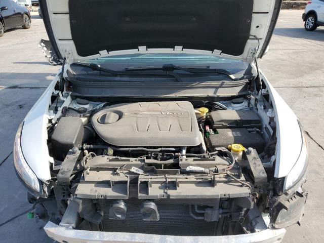 2017 Jeep Cherokee Latitude VIN: 1C4PJMCS2HW515705 Lot: 63079254