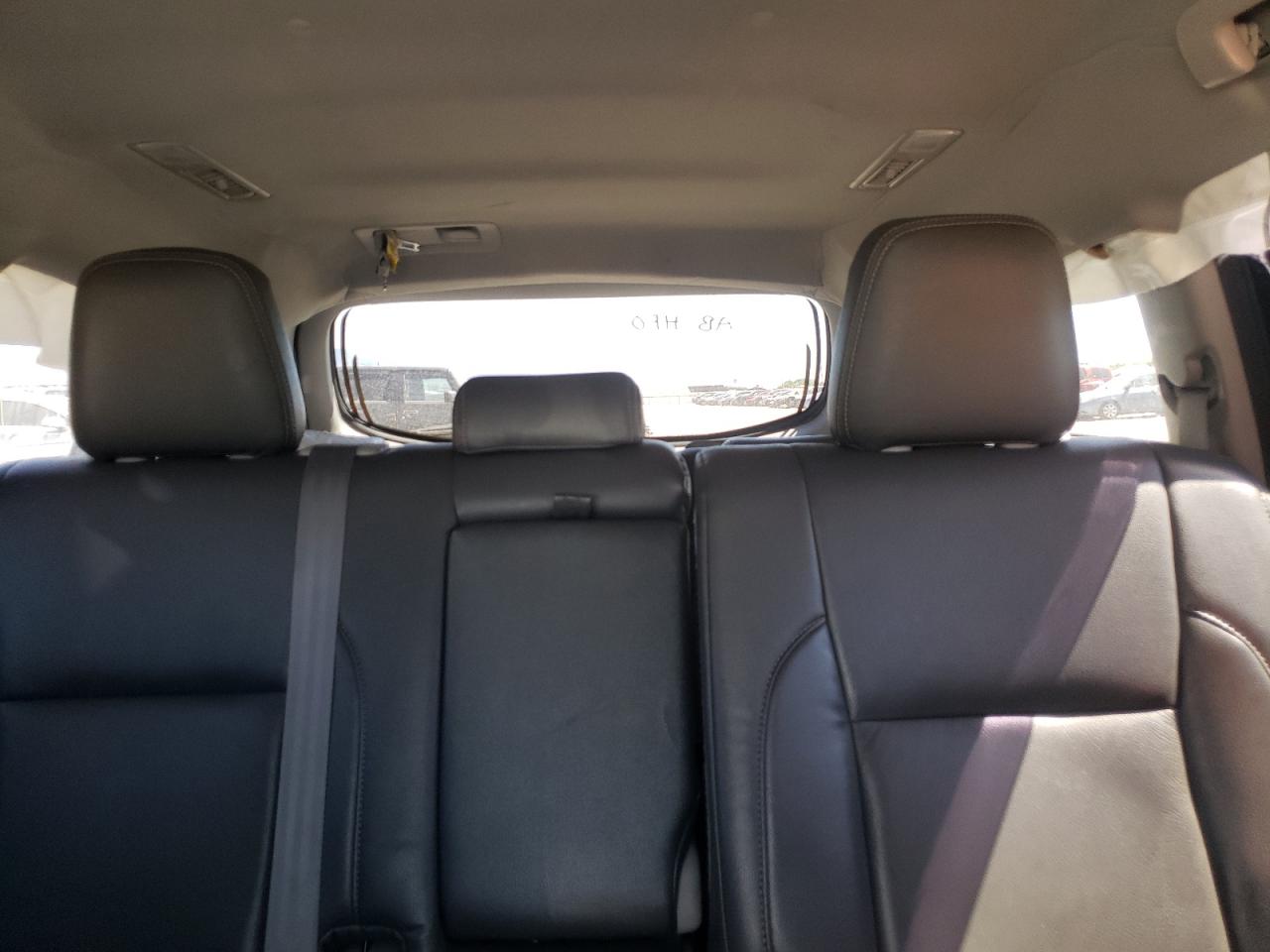 5TDBKRFH3ES052344 2014 Toyota Highlander Le