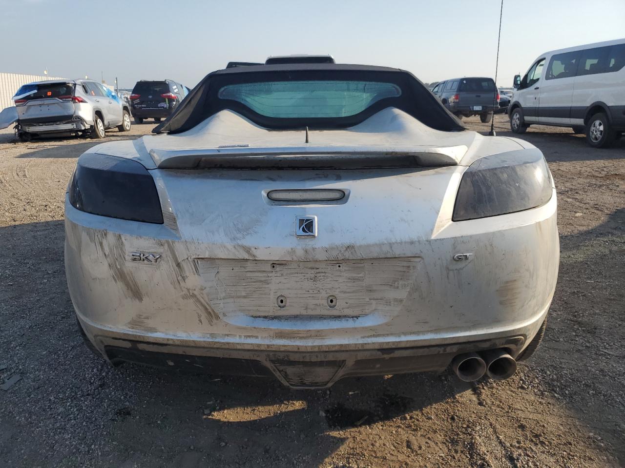 1G8MC35B88Y128305 2008 Saturn Sky