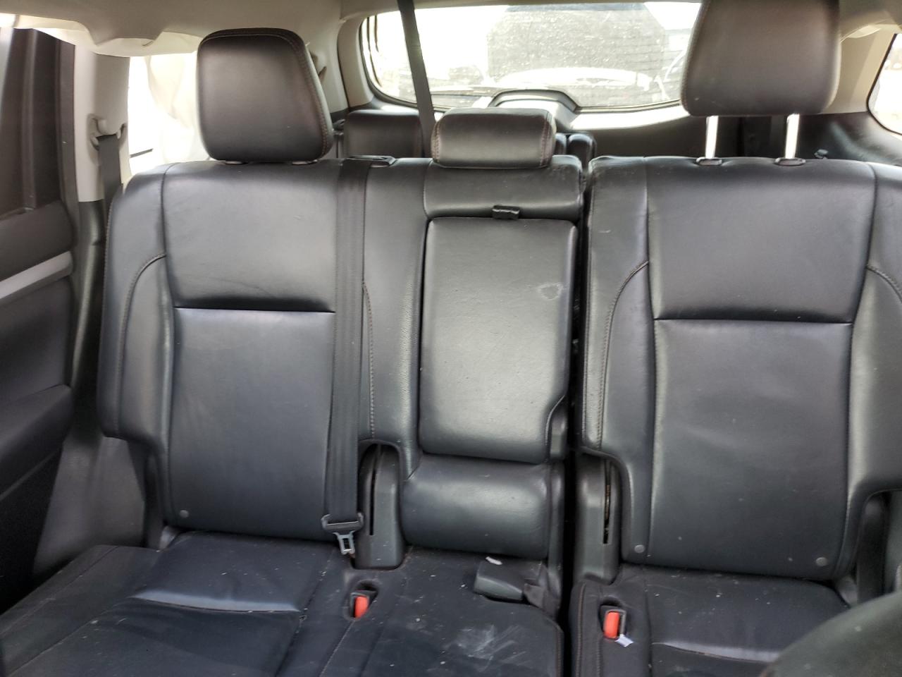 5TDKKRFHXGS181426 2016 Toyota Highlander Xle