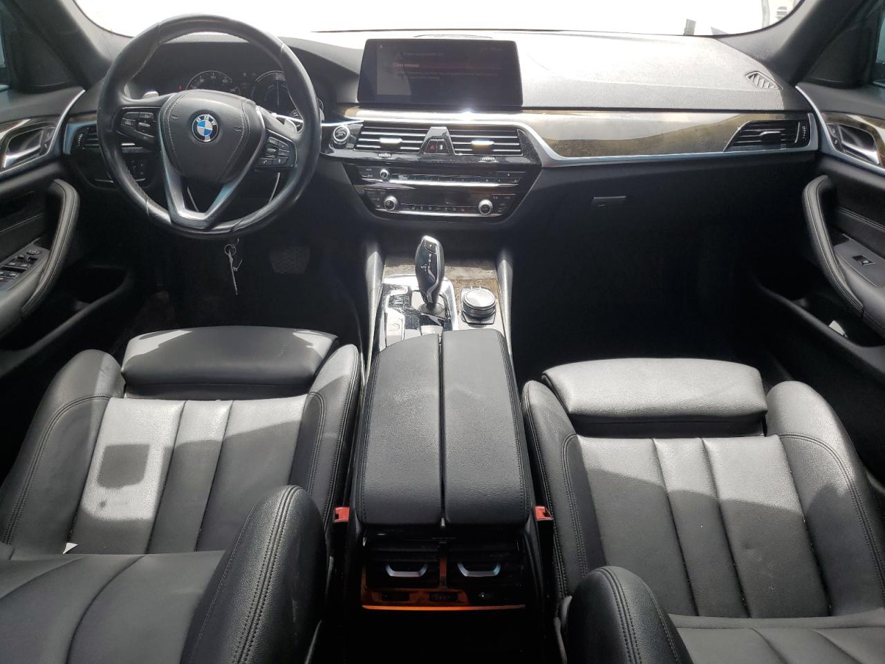 WBAJA9C56KB392807 2019 BMW 530E